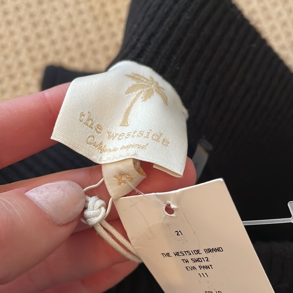 The Westside Collection Eva Pants NWT - Picture 11 of 11